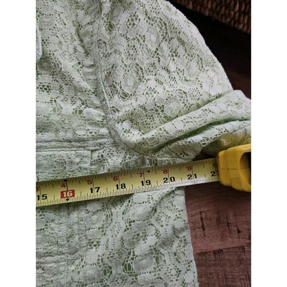 Denim & Co Sz Large Romantic LIME Green Lace Floral Jacket Button Up Pockets - Picture 5 of 7